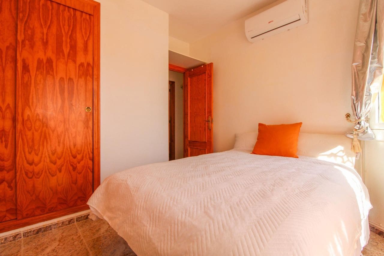 2 soverom Hus til salgs i Cabo Roig med svømmebasseng - € 189 000 (Ref: 9433609)