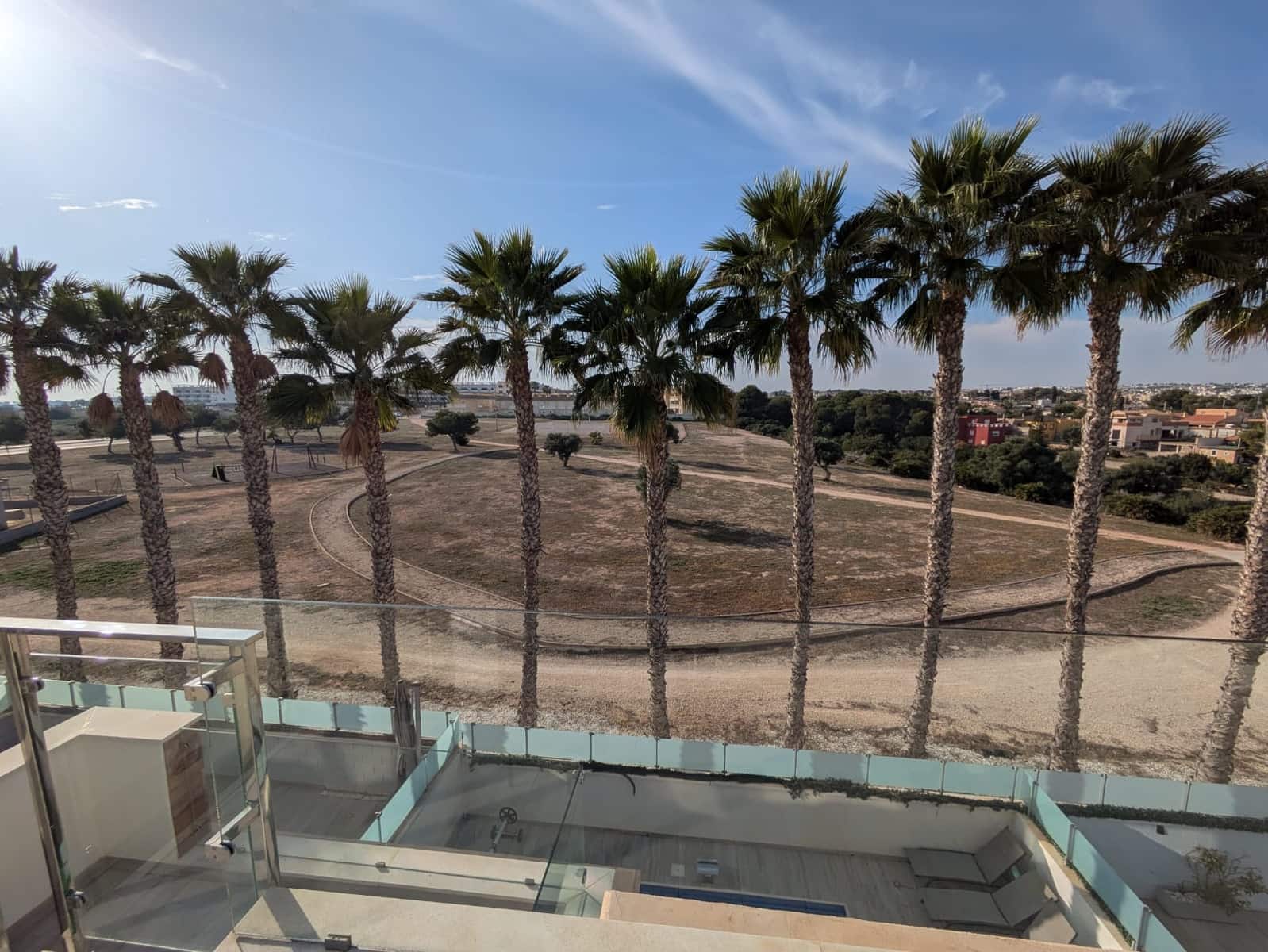 3 slaapkamer Villa te koop in Orihuela Costa met zwembad garage - € 450.000 (Ref: 9449682)