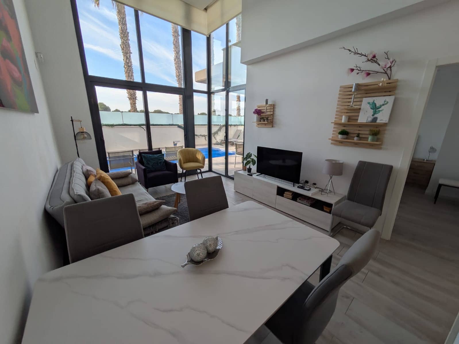 3 slaapkamer Villa te koop in Orihuela Costa met zwembad garage - € 450.000 (Ref: 9449682)