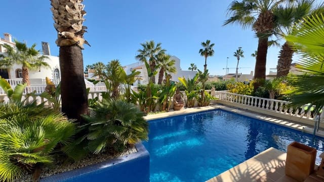 3 soveværelse Villa til salg i Los Dolses, Orihuela med swimmingpool - € 424.000 (Ref: 9485474)