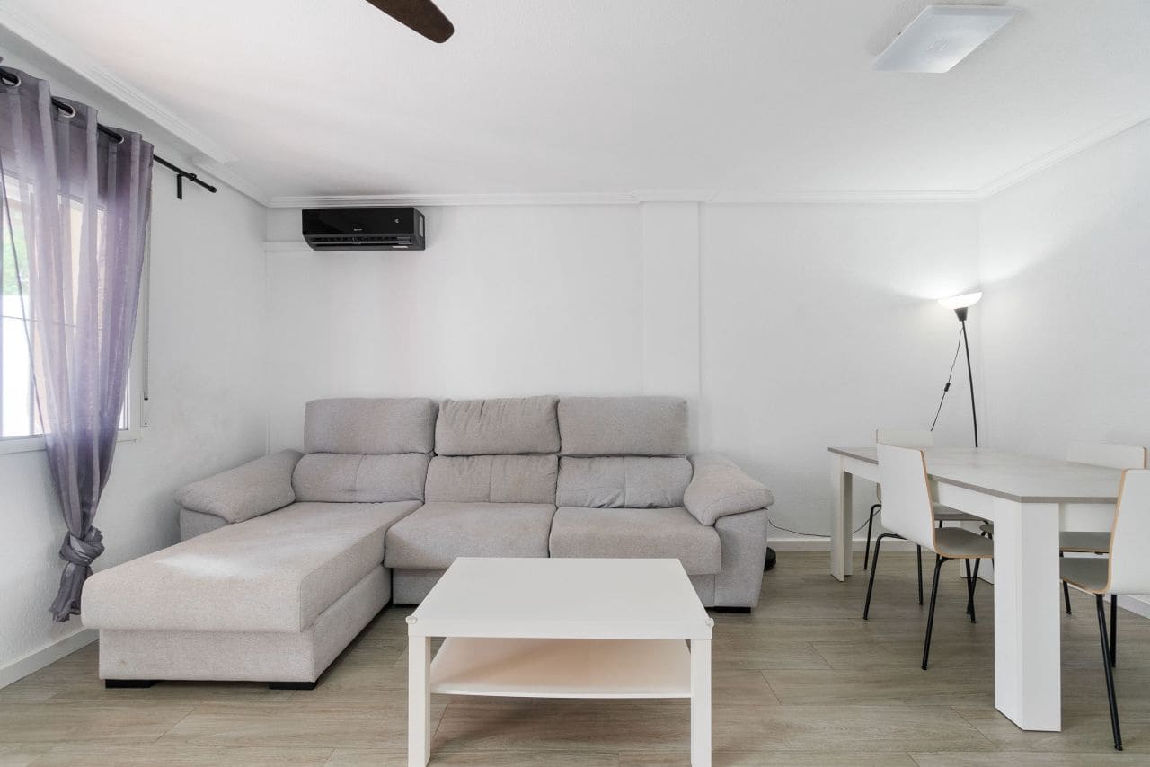 3 sovrum Hus till salu i Playa Flamenca med pool garage - 285 000 € (Ref: 9500319)