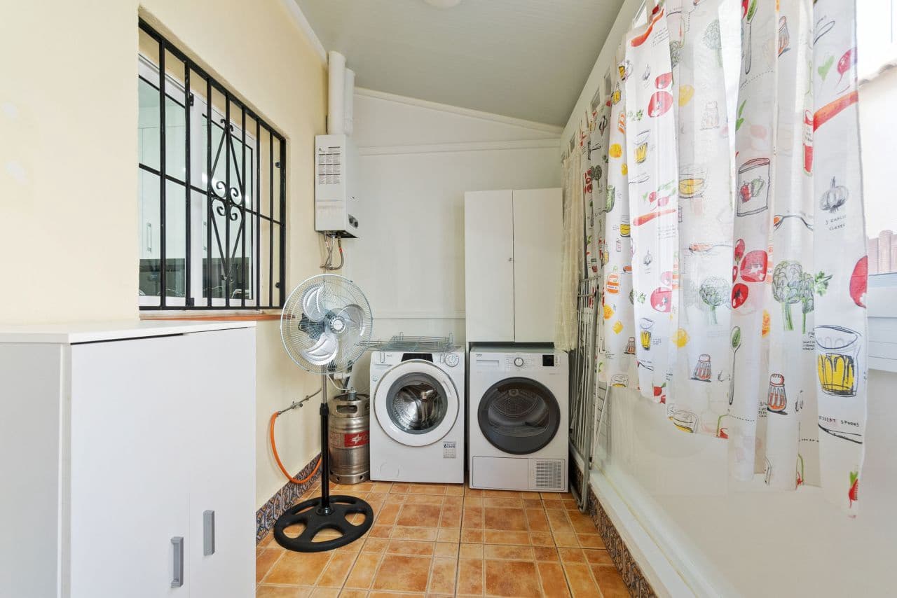 3 sovrum Hus till salu i Playa Flamenca med pool garage - 285 000 € (Ref: 9500319)