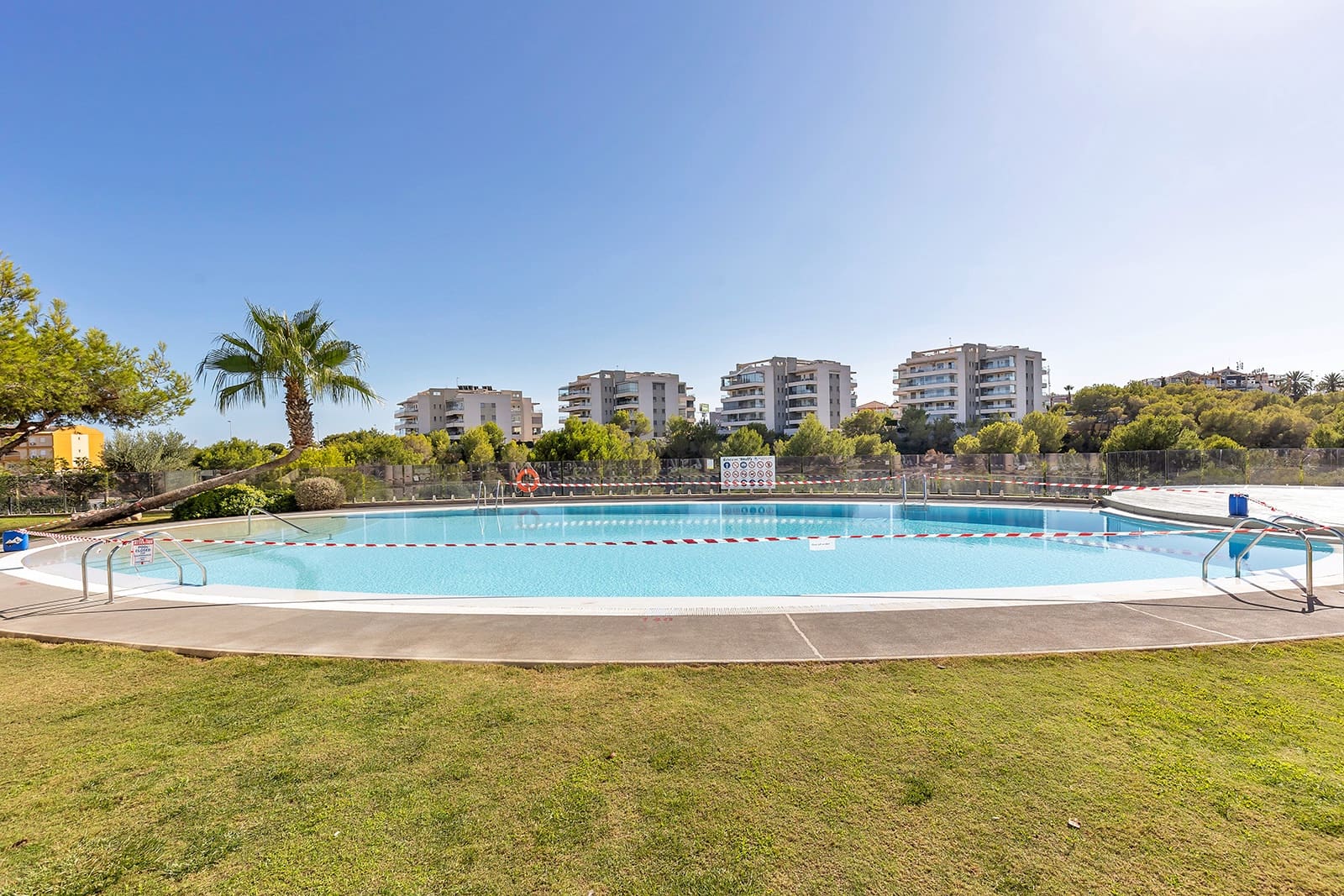 2 bedroom Apartment for sale in Los Dolses with pool garage - € 245,000 (Ref: 9510166)