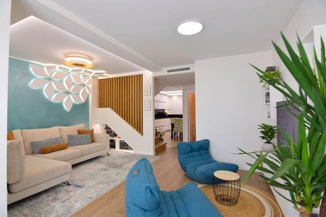 3 sypialnia Dom na sprzedaż w Los Balcones - Los Altos, Torrevieja z basenem garażem - 249 000 € (Ref: 9516422)