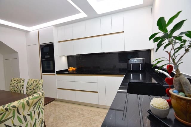 3 sypialnia Dom na sprzedaż w Los Balcones - Los Altos, Torrevieja z basenem garażem - 249 000 € (Ref: 9516422)