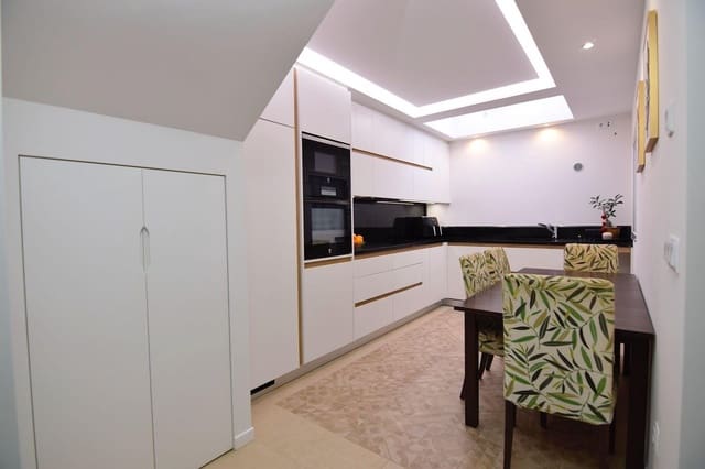 3 sypialnia Dom na sprzedaż w Los Altos z basenem garażem - 249 000 € (Ref: 9516422)