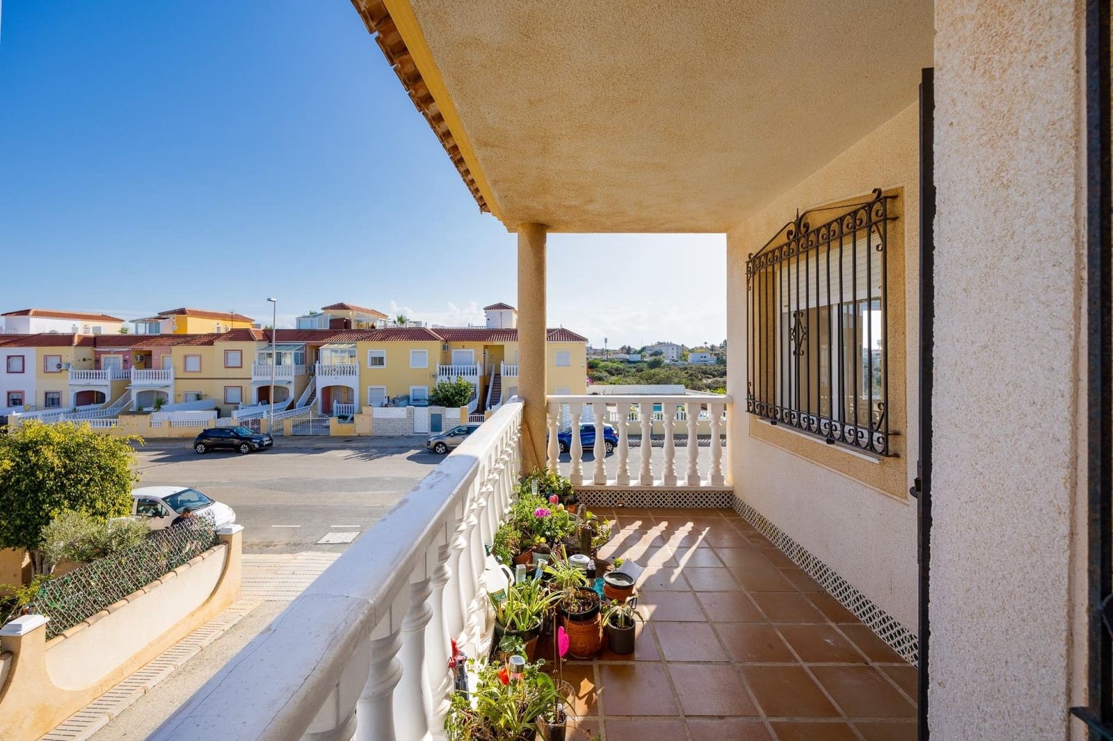 2 bedroom Penthouse for sale in Cabo Roig with pool - € 141,900 (Ref: 9516459)