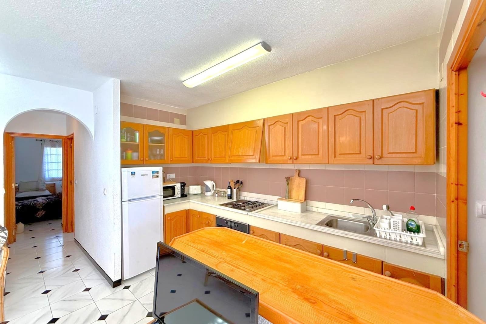 2 soveværelse Byhus til salg i Villamartin med swimmingpool - € 199.000 (Ref: 9532157)