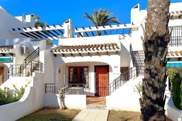 2 soveværelse Byhus til salg i Villamartin, Orihuela med swimmingpool - € 199.000 (Ref: 9532157)