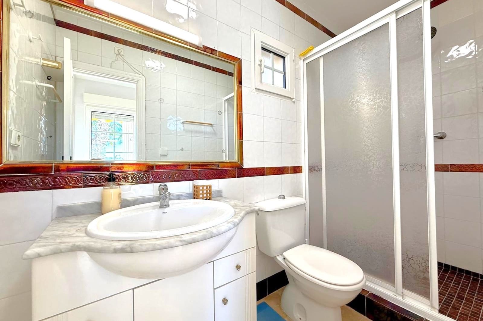 3 chambre Maison de Ville à vendre à Villamartin avec piscine - 255 000 € (Ref: 9539513)