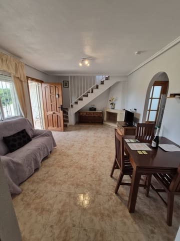 5 soveværelse Byhus til salg i Playa Flamenca, Orihuela med swimmingpool garage - € 278.000 (Ref: 9545930)