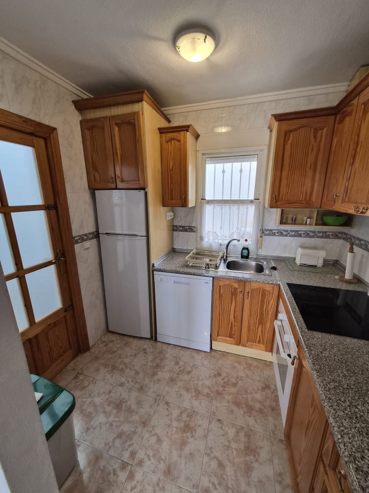 5 bedroom Townhouse for sale in Playa Flamenca with pool garage - € 278,000 (Ref: 9545930)