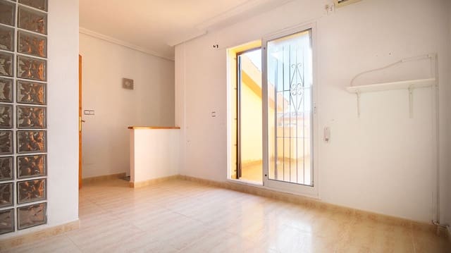 3 soveværelse Byhus til salg i Cabo Roig, Orihuela med swimmingpool - € 249.950 (Ref: 9548614)