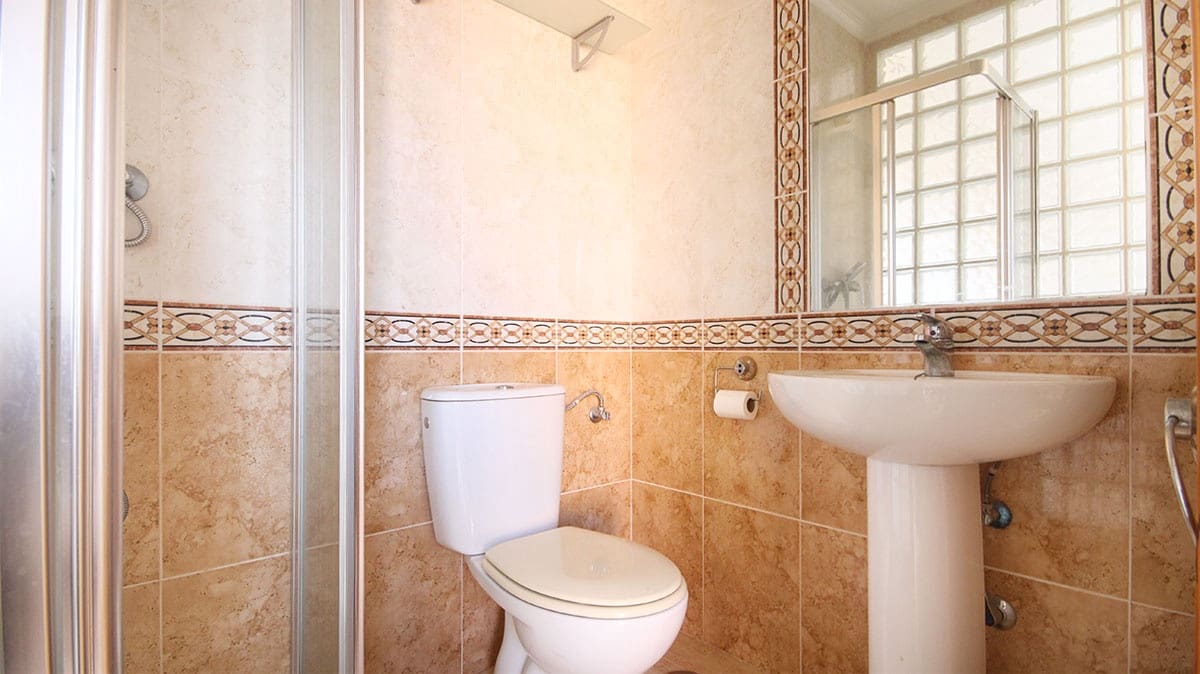 3 bedroom Townhouse for sale in Cabo Roig with pool - € 229,950 (Ref: 9548614)