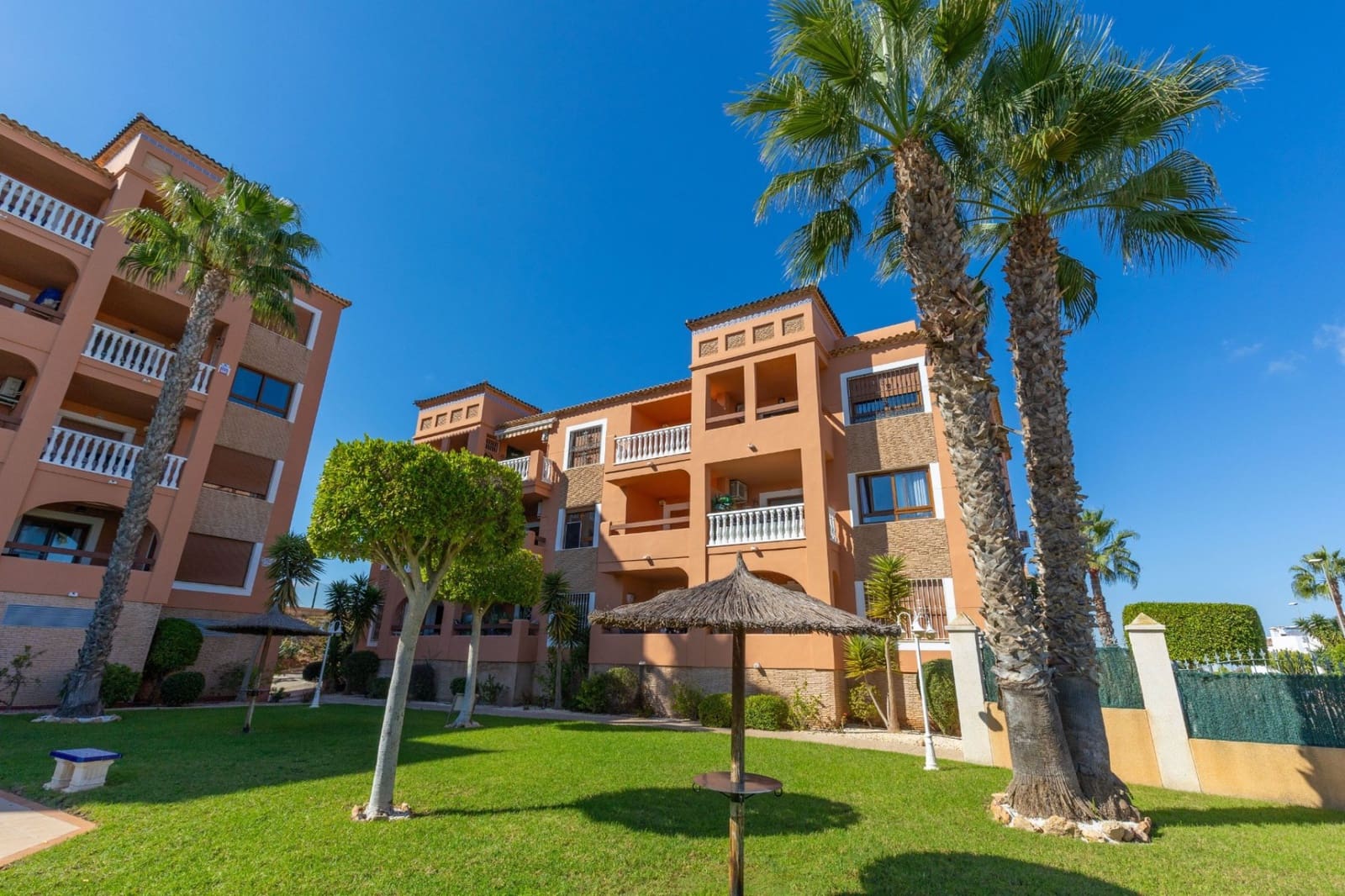 2 bedroom Apartment for sale in Villamartin with pool garage - € 179,000 (Ref: 9548805)