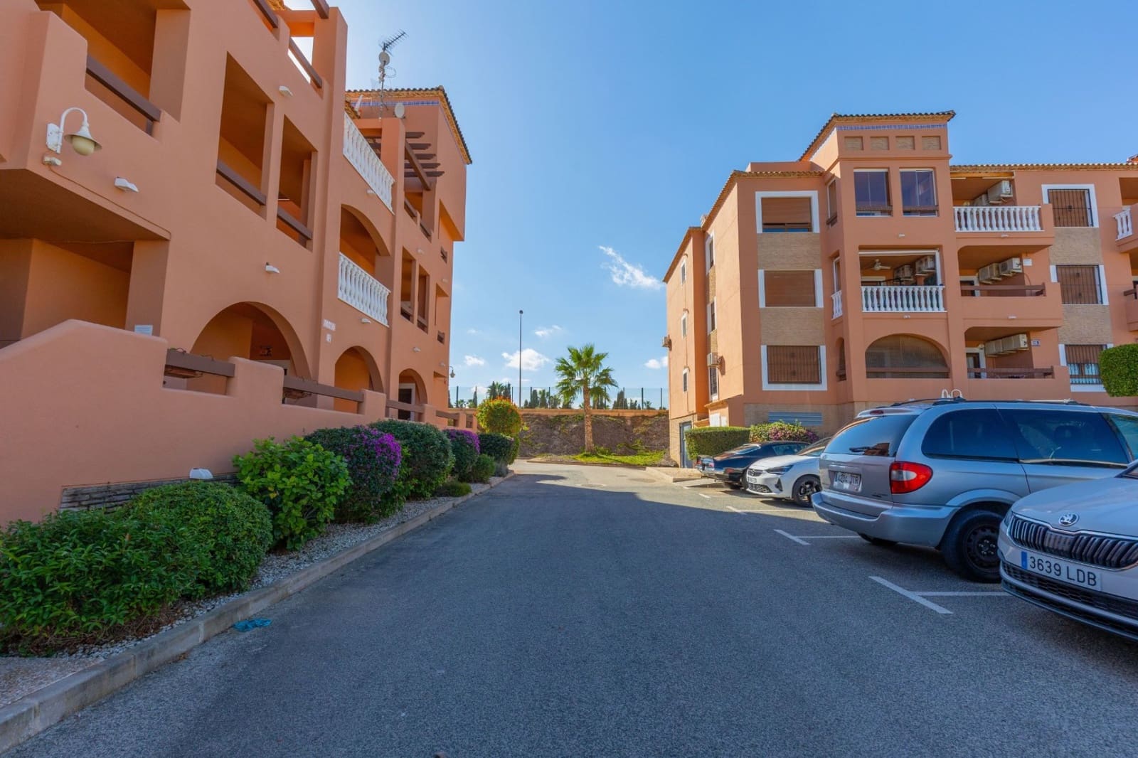 2 bedroom Apartment for sale in Villamartin with pool garage - € 179,000 (Ref: 9548805)