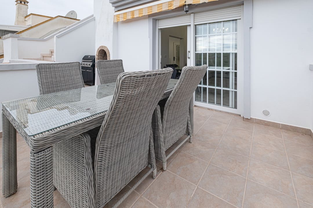 3 bedroom Villa for sale in Las Ramblas Golf with pool garage - € 465,000 (Ref: 9548997)