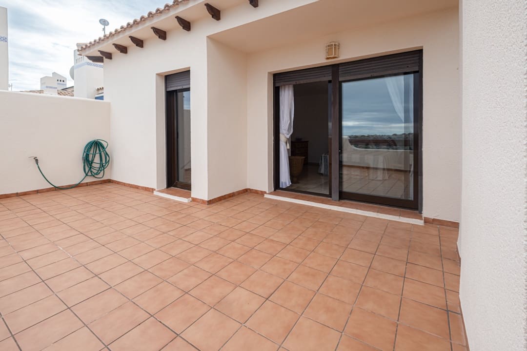 3 chambre Penthouse à vendre à Las Ramblas Golf avec piscine garage - 289 000 € (Ref: 9549803)