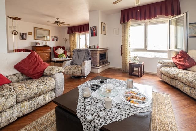 3 chambre Villa/Maison à vendre à Las Ramblas Golf, Orihuela avec piscine garage - 635 000 € (Ref: 9549810)