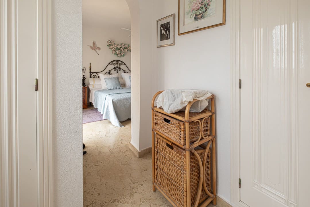 3 bedroom Villa for sale in Las Ramblas Golf with pool garage - € 635,000 (Ref: 9549810)