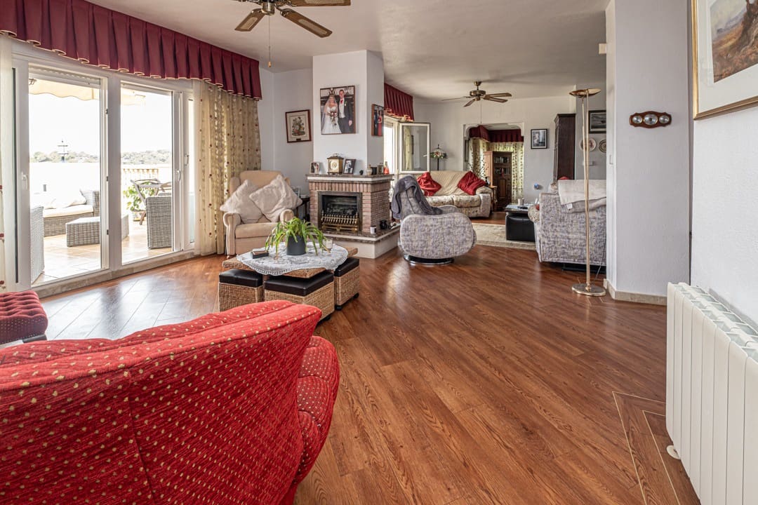 3 bedroom Villa for sale in Las Ramblas Golf with pool garage - € 635,000 (Ref: 9549810)