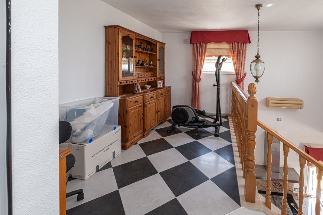 3 bedroom Villa for sale in Las Ramblas Golf with pool garage - € 635,000 (Ref: 9549810)