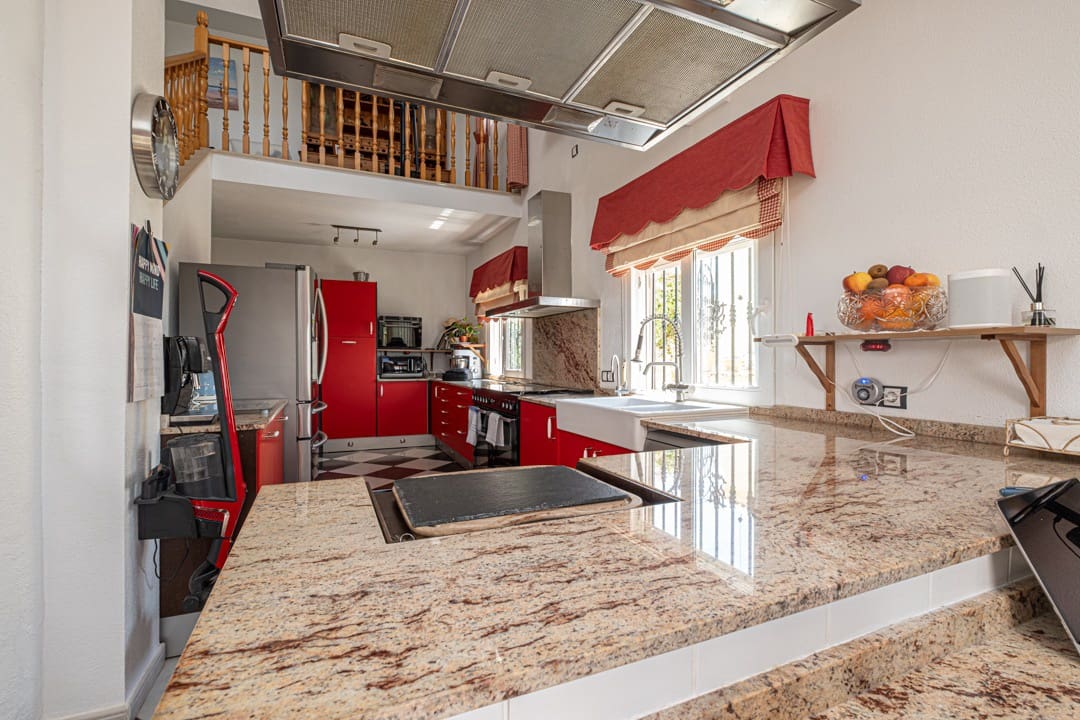 3 bedroom Villa for sale in Las Ramblas Golf with pool garage - € 635,000 (Ref: 9549810)