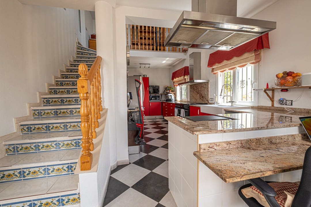 3 bedroom Villa for sale in Las Ramblas Golf with pool garage - € 635,000 (Ref: 9549810)