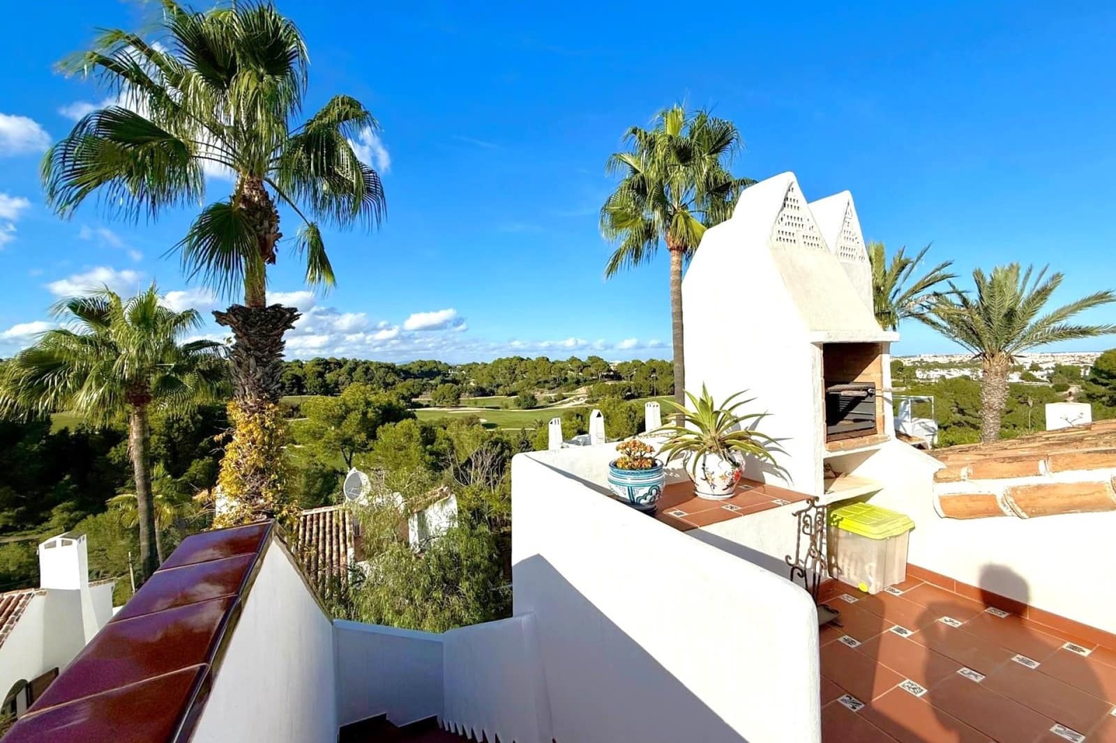 3 makuuhuone Huvila myytävänä paikassa Villamartin - 449 000 € (Ref: 9550355)