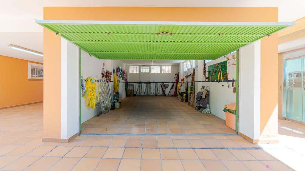 7 quarto Moradia para venda em Dehesa de Campoamor com piscina garagem - 1 800 000 € (Ref: 9559511)