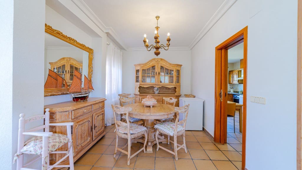 7 quarto Moradia para venda em Dehesa de Campoamor com piscina garagem - 1 800 000 € (Ref: 9559511)