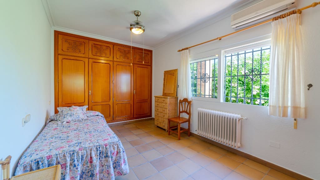 7 quarto Moradia para venda em Dehesa de Campoamor com piscina garagem - 1 800 000 € (Ref: 9559511)