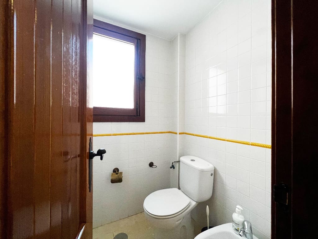 2 soverom Leilighet til salgs i Punta Prima med svømmebasseng garasje - € 365 000 (Ref: 9559516)