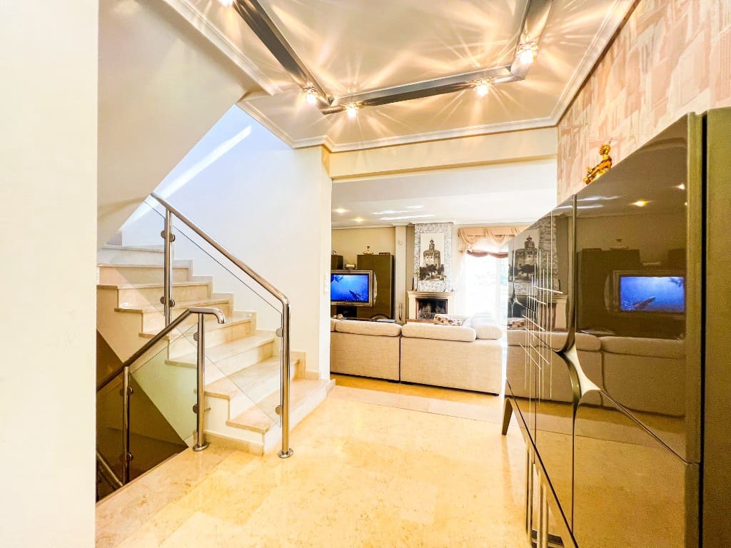 5 soveværelse Villa til salg i La Mata med swimmingpool - € 1.170.000 (Ref: 9559517)