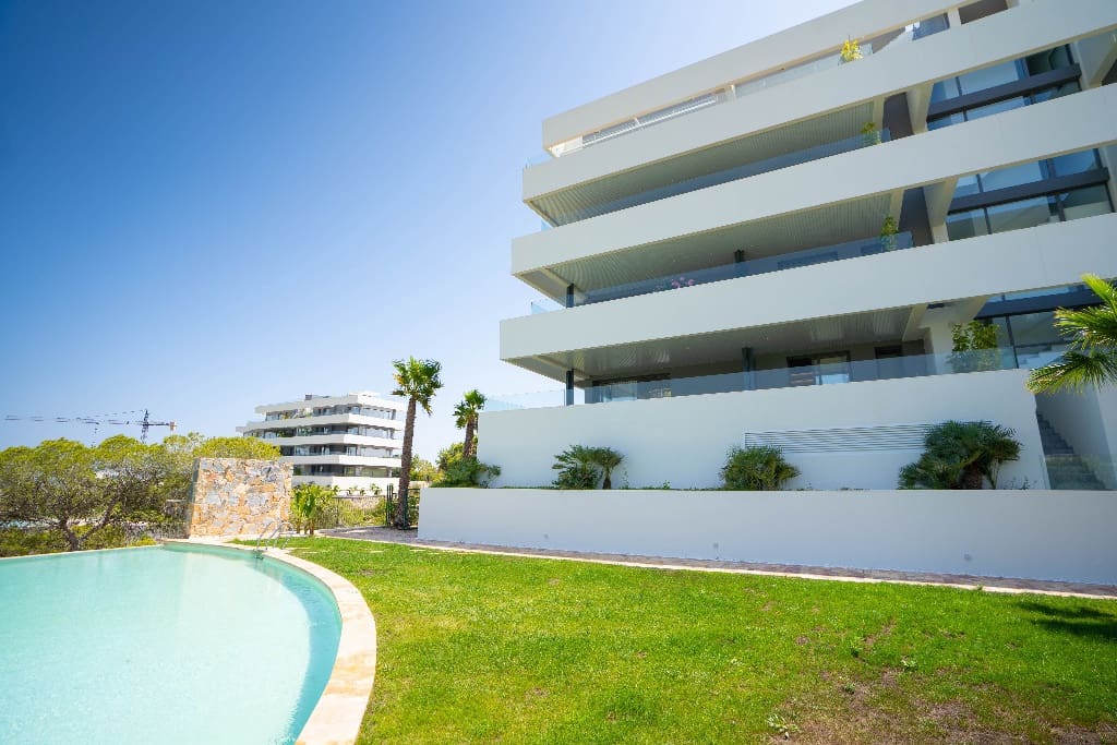 3 chambre Appartement à vendre à Las Colinas Golf avec piscine garage - 960 000 € (Ref: 9559520)