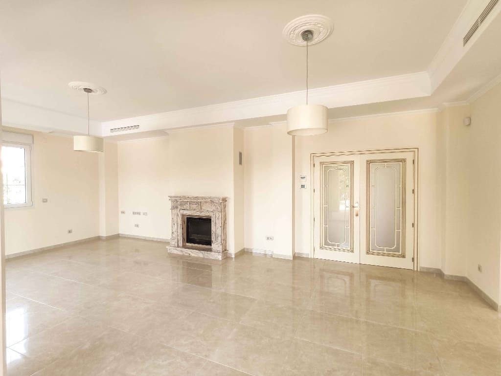 6 bedroom Villa for sale in Cabo Roig with pool garage - € 1,900,000 (Ref: 9559521)