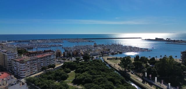 3 quarto Apartamento para venda em Puerto Deportivo, Torrevieja - 220 000 € (Ref: 9559528)