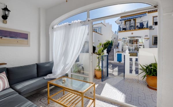 3 bedroom Apartment for sale in Playa Flamenca, Orihuela with pool - € 169,000 (Ref: 9559680)