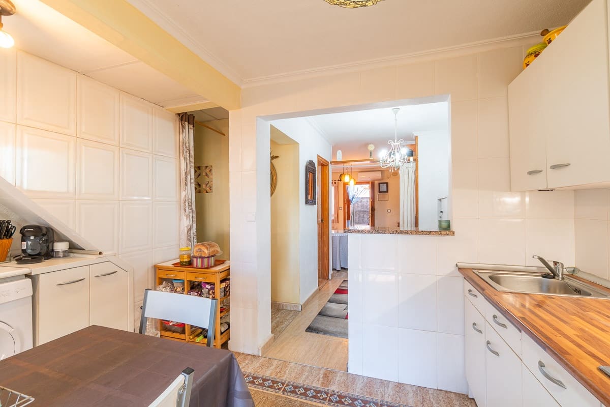 2 Zimmer Haus zu verkaufen in Los Balcones mit Pool Garage - 164.900 € (Ref: 9559687)