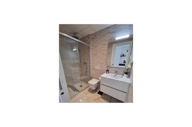 2 soverom Leilighet til salgs i Los Altos med svømmebasseng garasje - € 229 000 (Ref: 9559741)