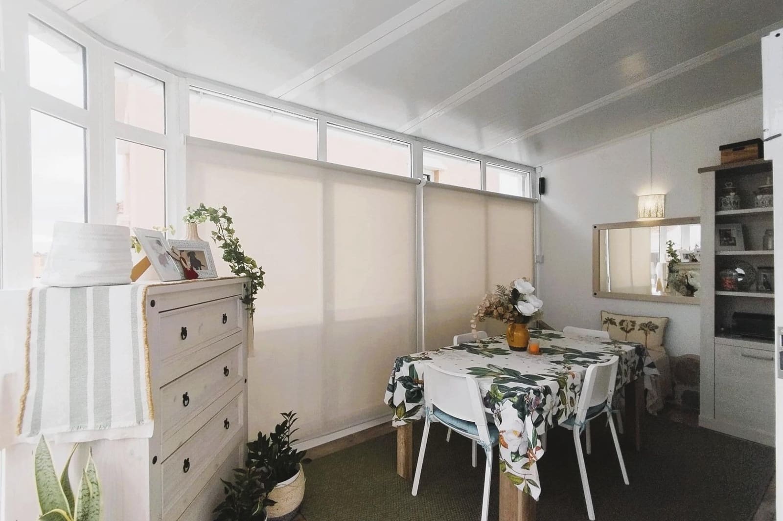 4 makuuhuone Huvila myytävänä paikassa Villamartin mukana uima-altaan 
autotalli - 435 000 € (Ref: 9566482)