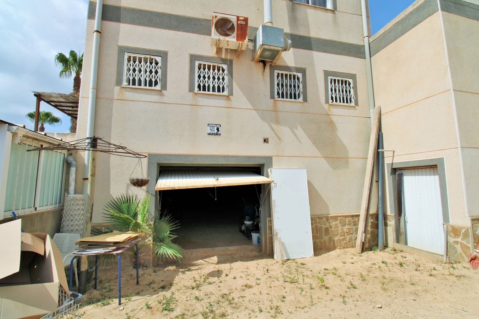 3 soverom Kommersiell til salgs i Villamartin - € 374 900 (Ref: 9569306)