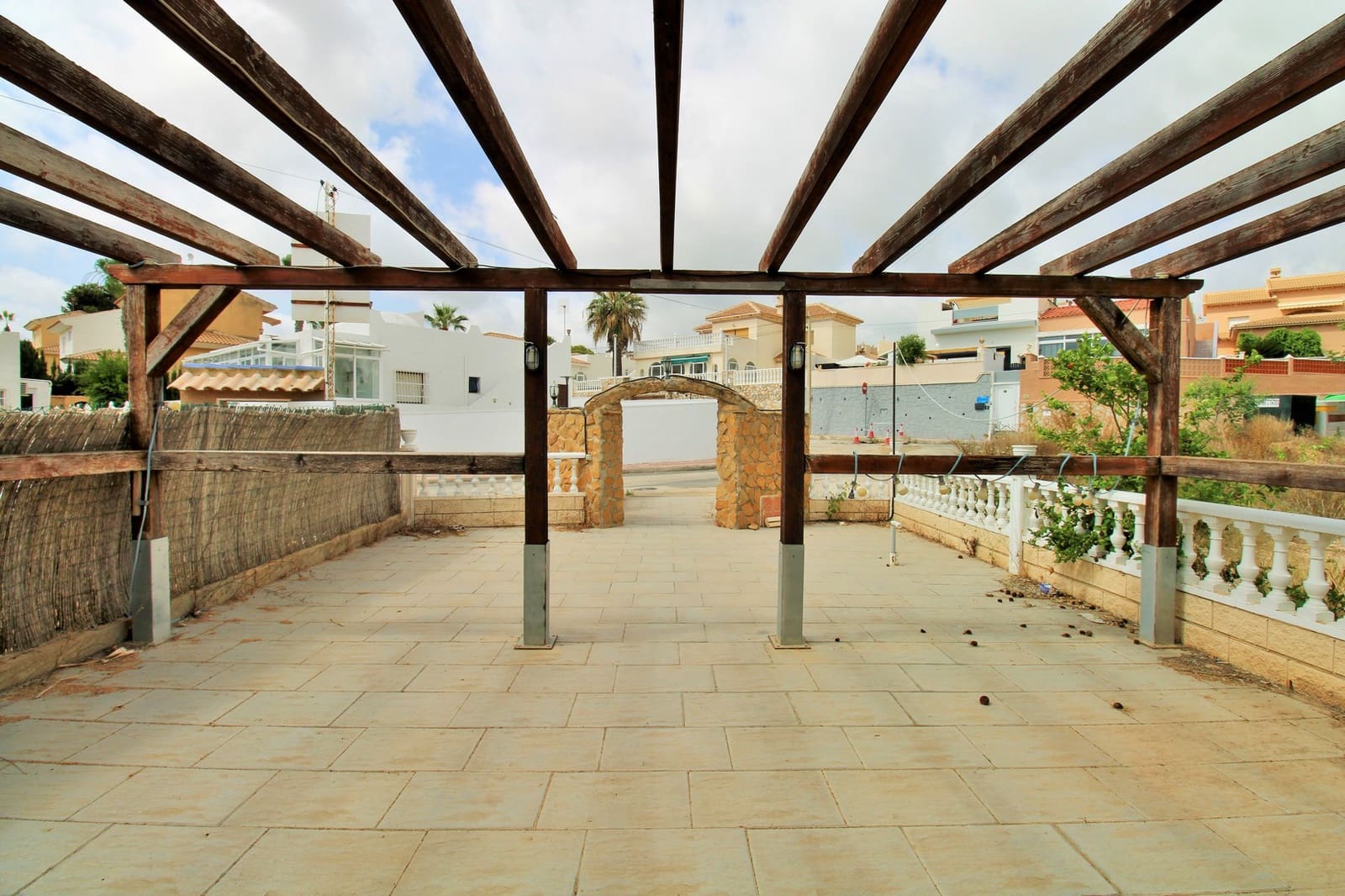 3 soverom Kommersiell til salgs i Villamartin - € 374 900 (Ref: 9569306)