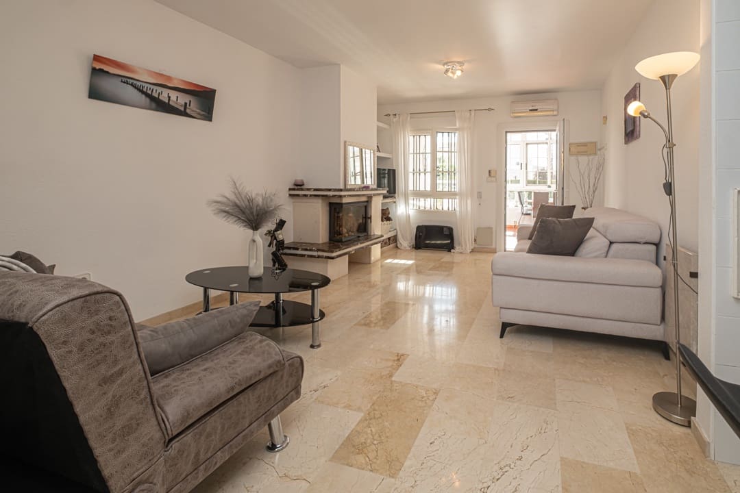 2 chambre Appartement à vendre à Las Ramblas Golf avec piscine garage - 209 000 € (Ref: 9592298)