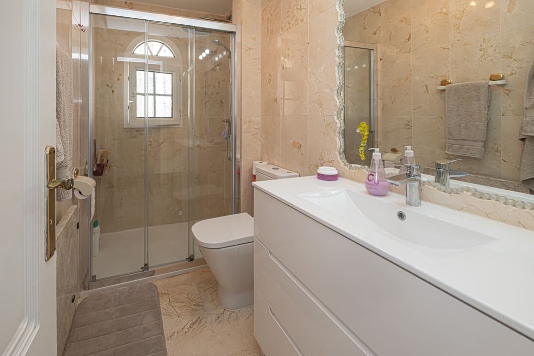 2 chambre Appartement à vendre à Las Ramblas Golf avec piscine garage - 209 000 € (Ref: 9592298)