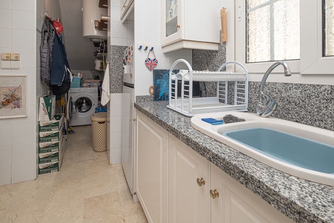 2 chambre Appartement à vendre à Las Ramblas Golf avec piscine garage - 209 000 € (Ref: 9592298)