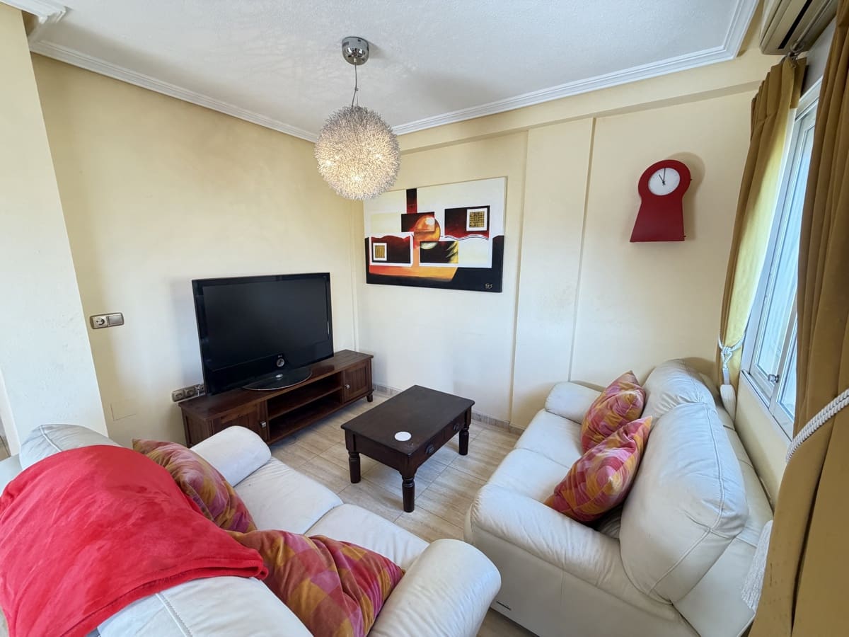 2 slaapkamer Huis te koop in La Florida met zwembad garage - € 189.995 (Ref: 9598421)