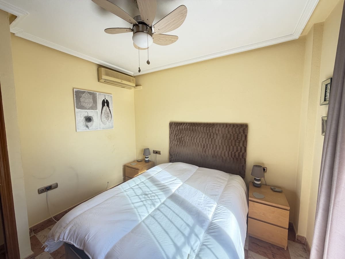 2 slaapkamer Huis te koop in La Florida met zwembad garage - € 189.995 (Ref: 9598421)