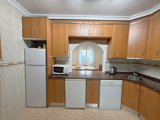 2 soverom Hus til salgs i La Zenia, Orihuela med svømmebasseng garasje - € 249 950 (Ref: 9603243)