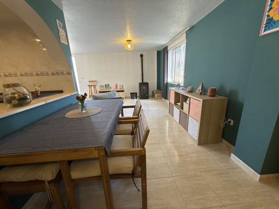 5 soveværelse Villa til salg i Villamartin med swimmingpool - € 399.000 (Ref: 9606638)